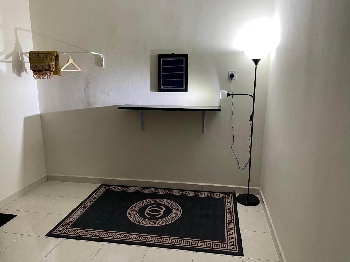 No 61 Nazirin Homestay Tmn Indah Raya 2 Manjung Lumut Extérieur photo